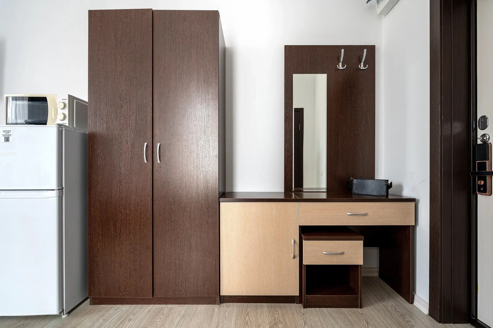 Апартаменты Red Apartments Си Сайд Песчаный