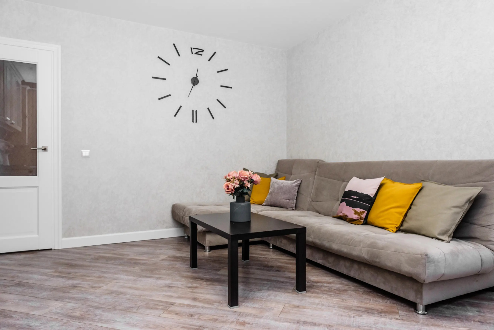 Квартира ApartHause рядом с ЖД-вокзалом и удаленным заездом