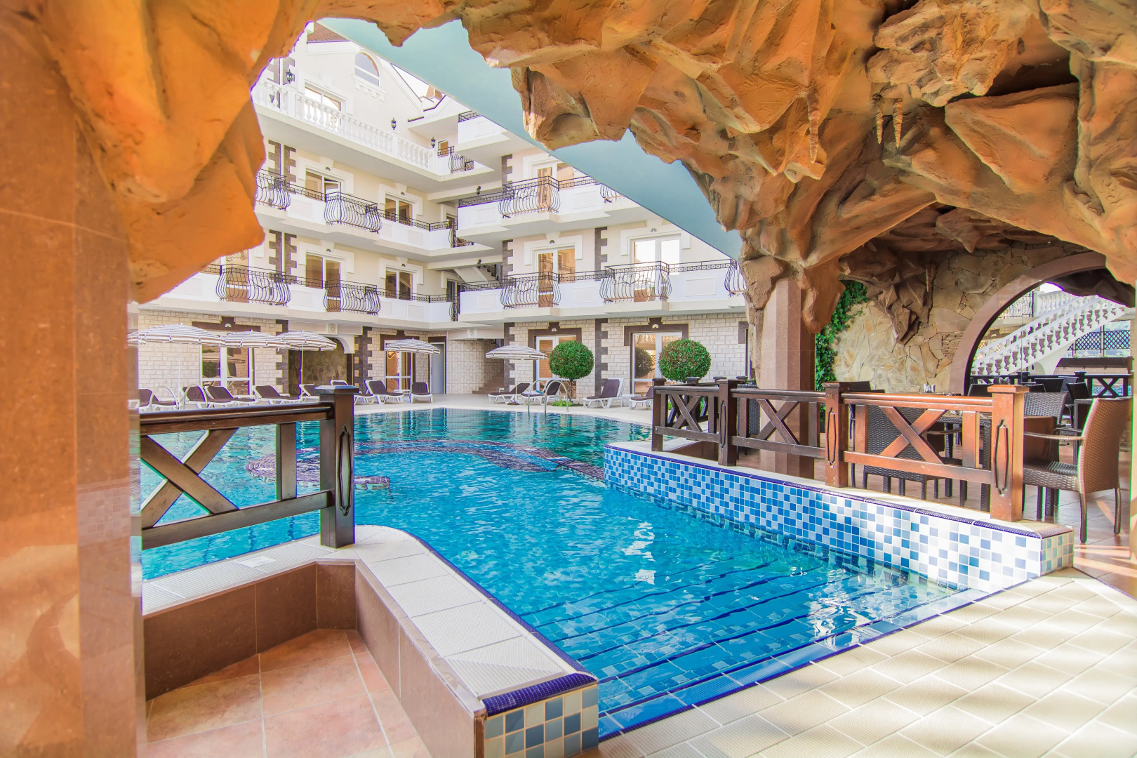 Отель Камелот