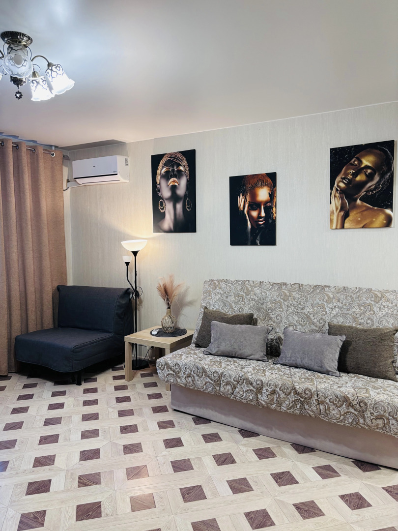 Квартира Двухкомнатная на улице Юности 2