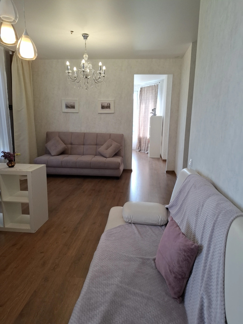 Апартаменты просторные 50 кв.м в КМ Tower Plaza