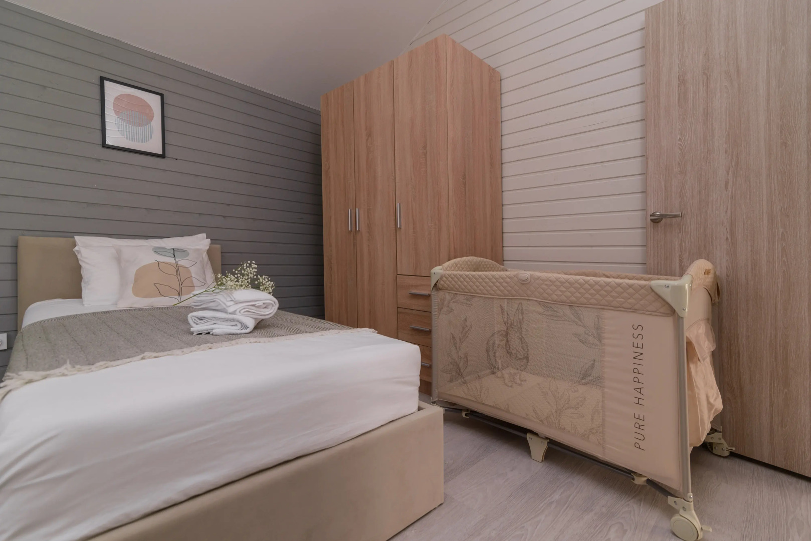 Частный дом Simple Life Home 381