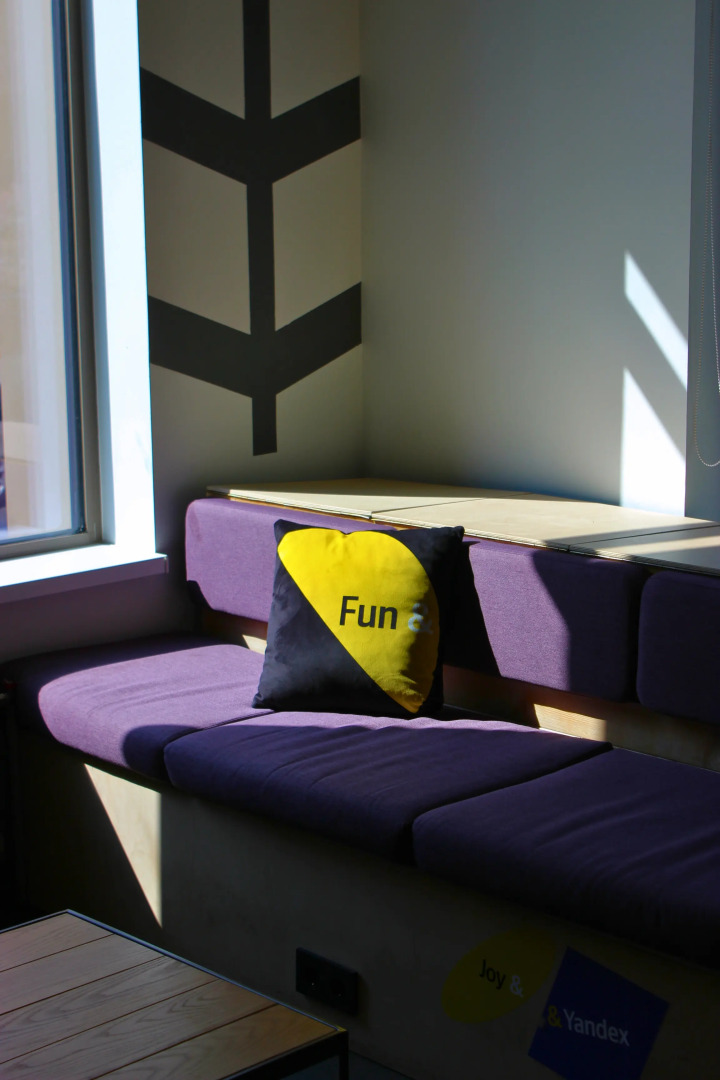 Хостел Гибрид отель Netizen Moscow Rimskaya