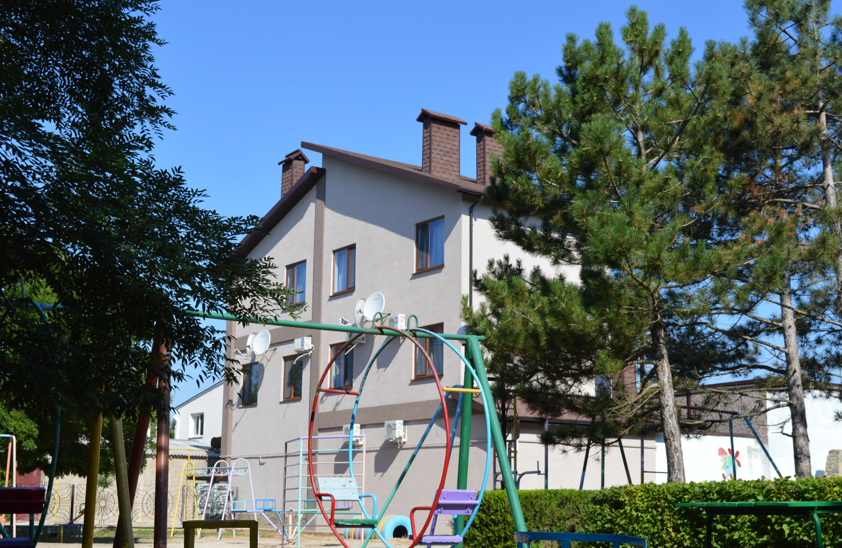 Апартаменты "Хельга Парк Фрунзе"