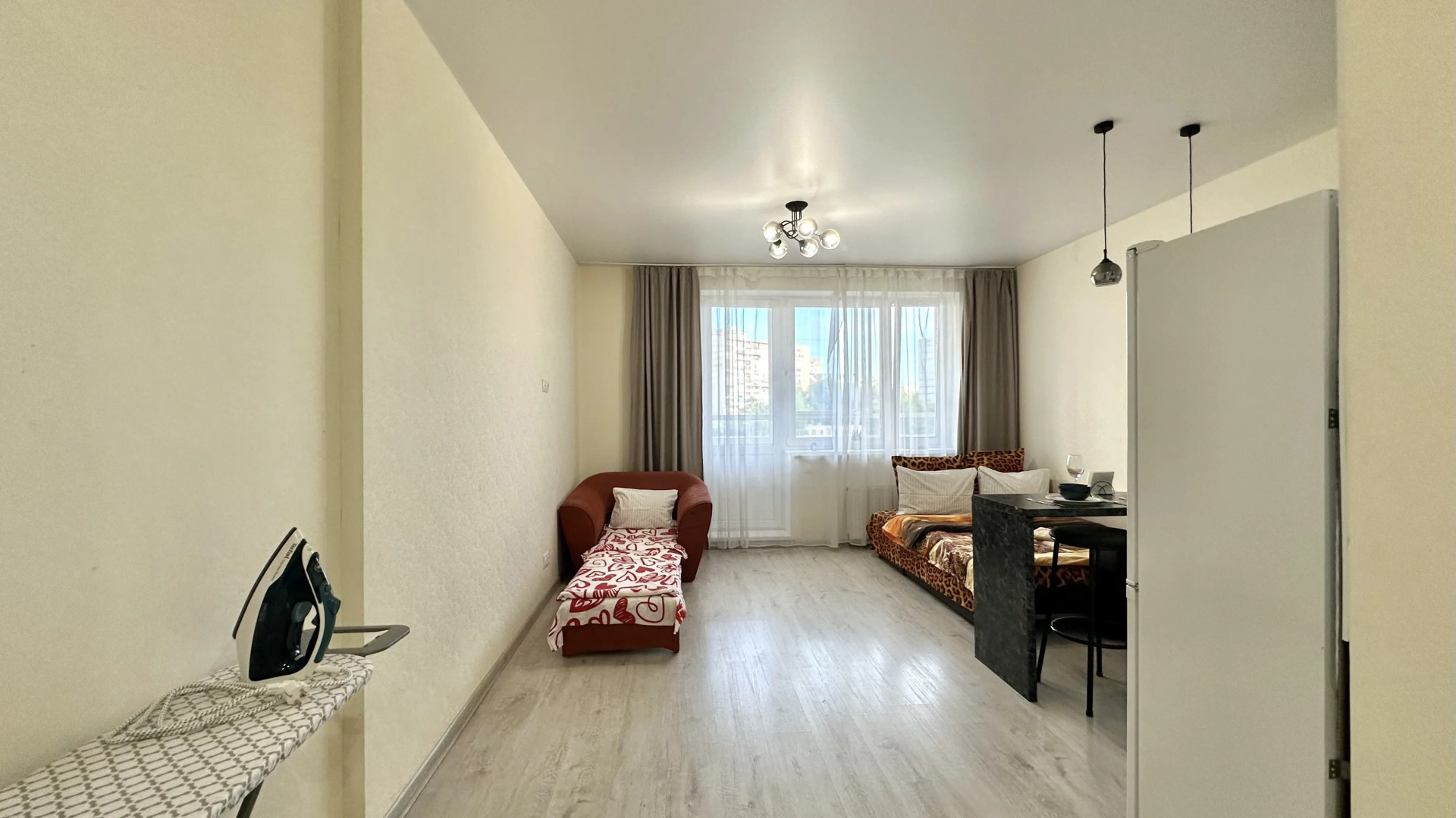 Апартаменты Истоман Большая студия 35 м2