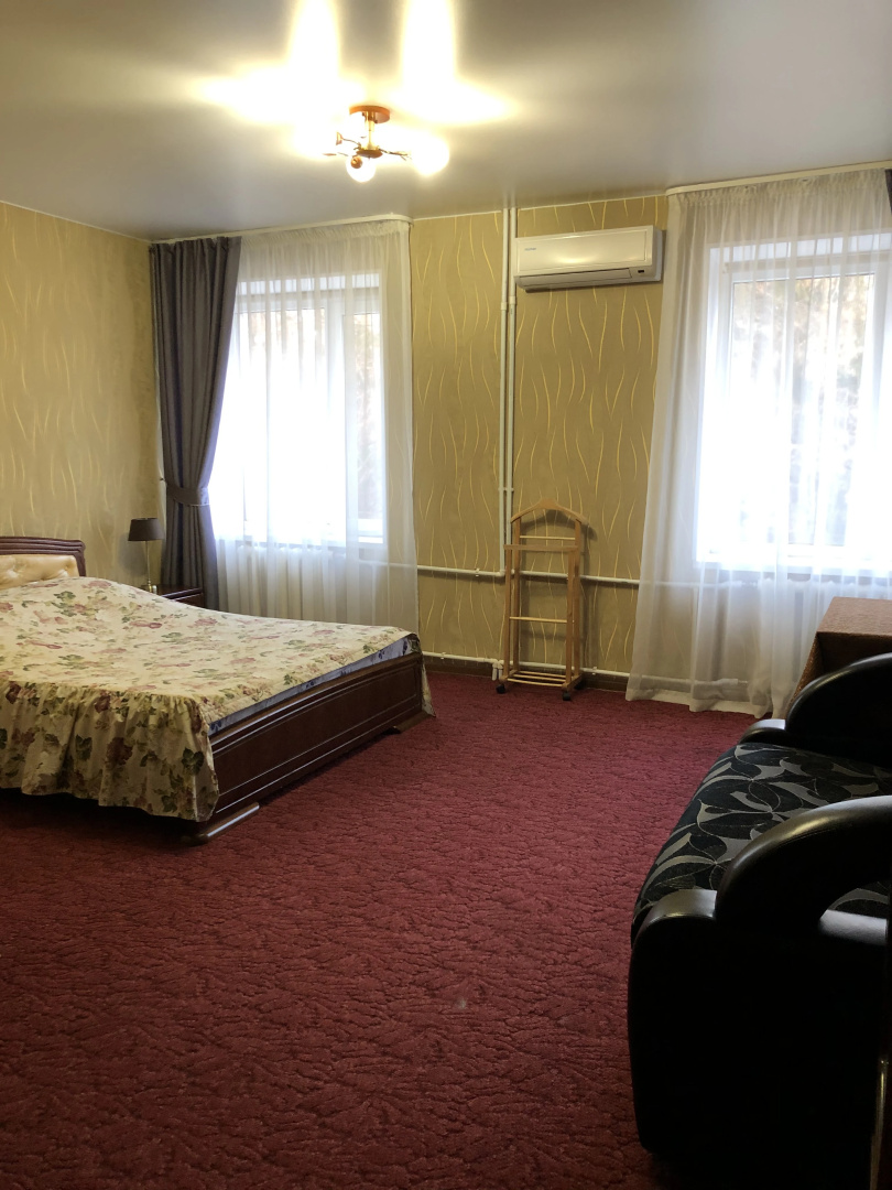 Отель Глория