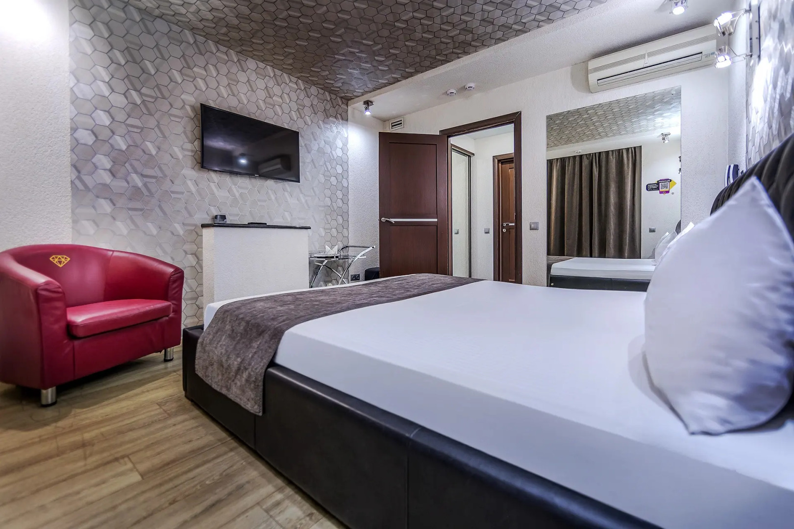 Отель Алекс в Купчино