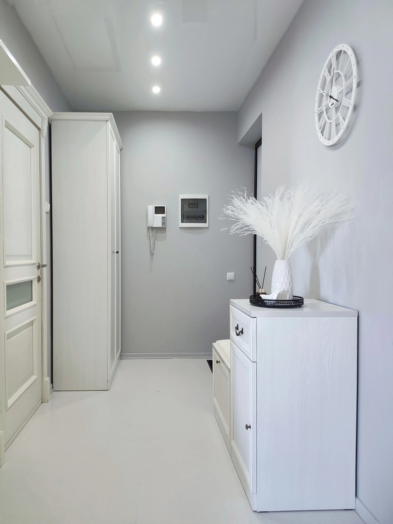 Квартира Светлая студия в современном жилом комплексе.