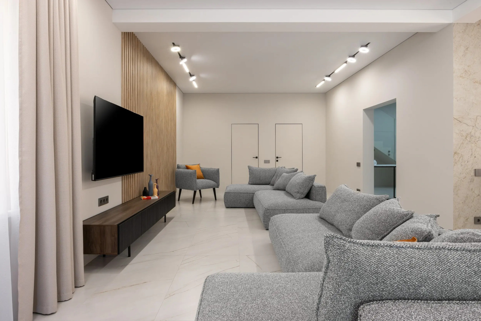 Вилла с подогреваемым бассейном и 6 спальнями