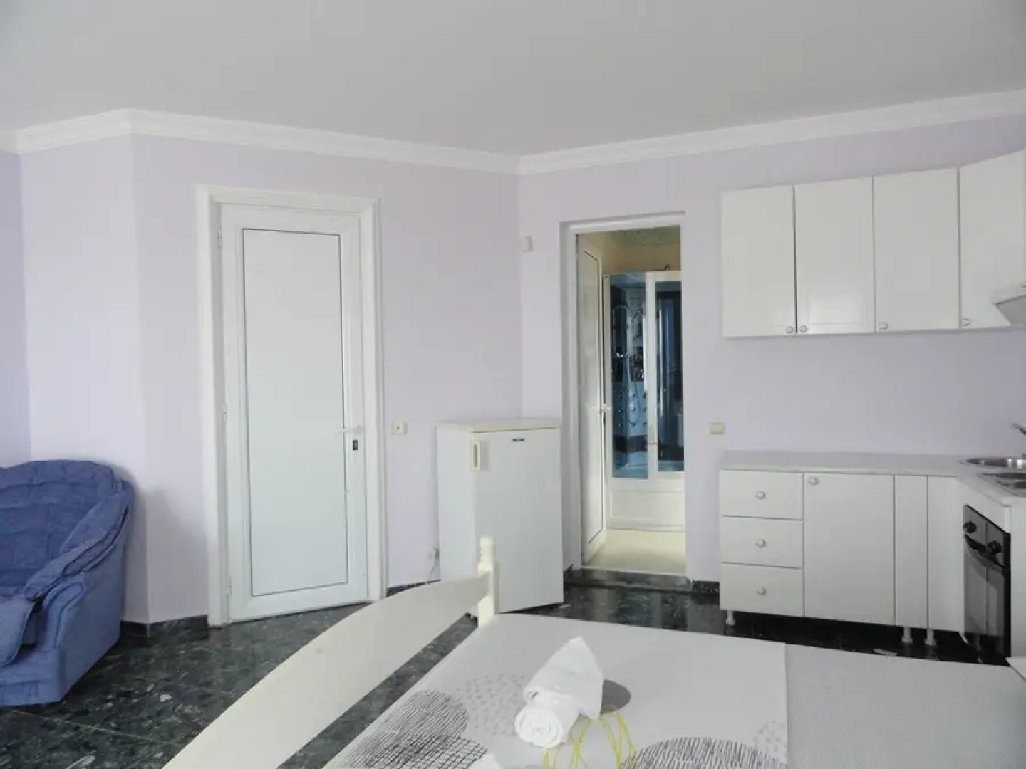 Вилла Petrovac с бассейном 6 спален