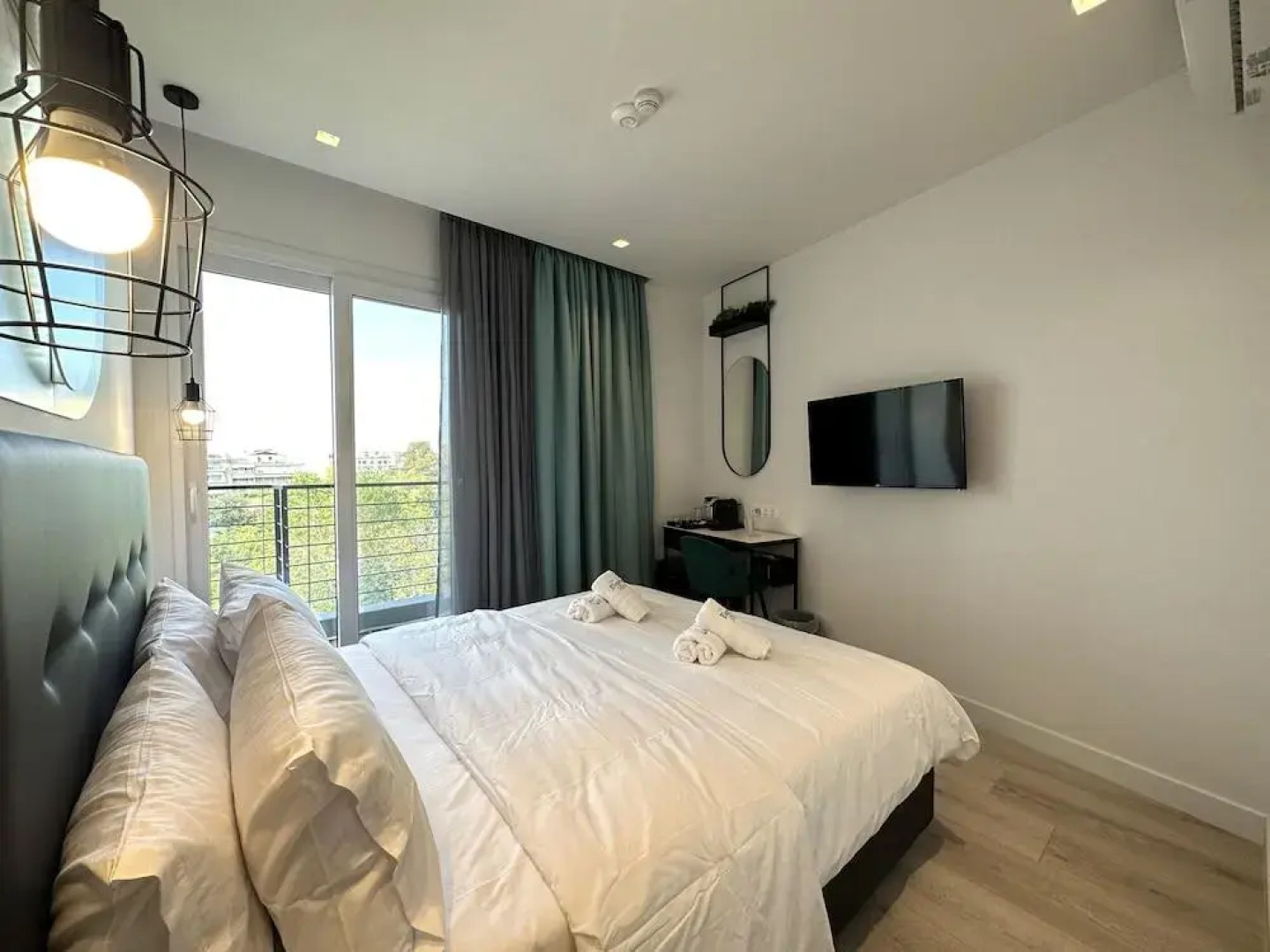 Апартаменты Urban Elephant Suites