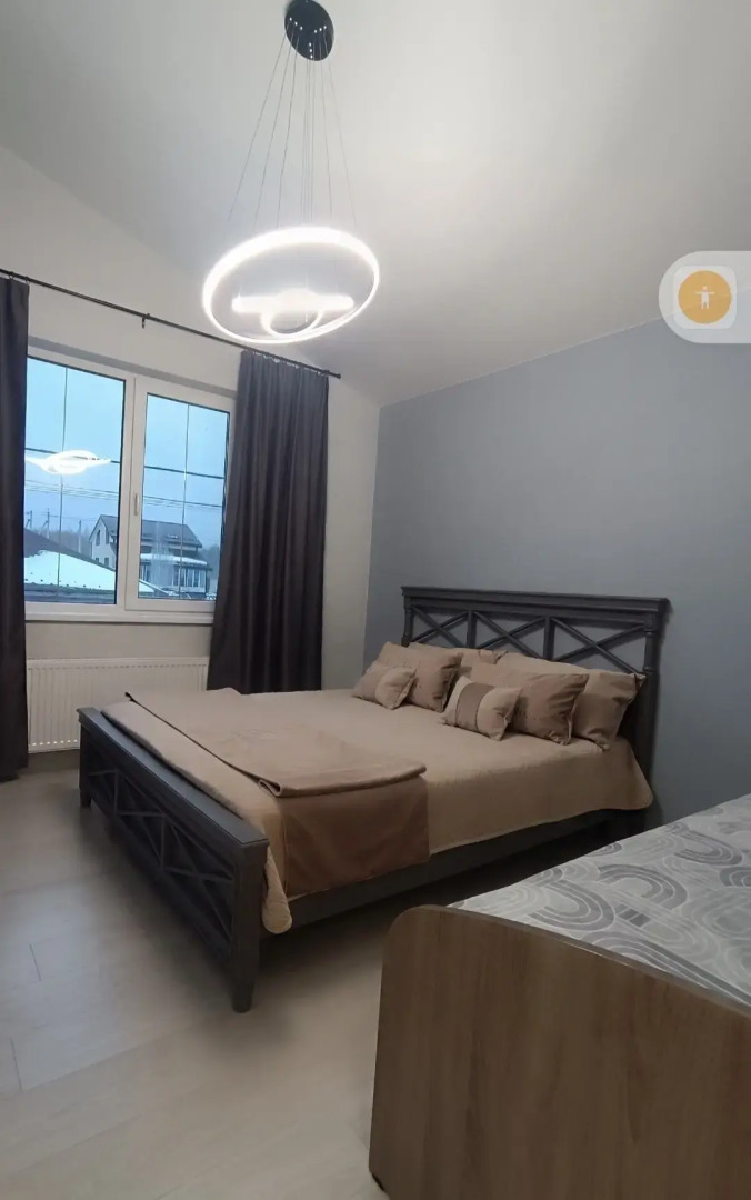 Частный дом на улице Возрождения 120