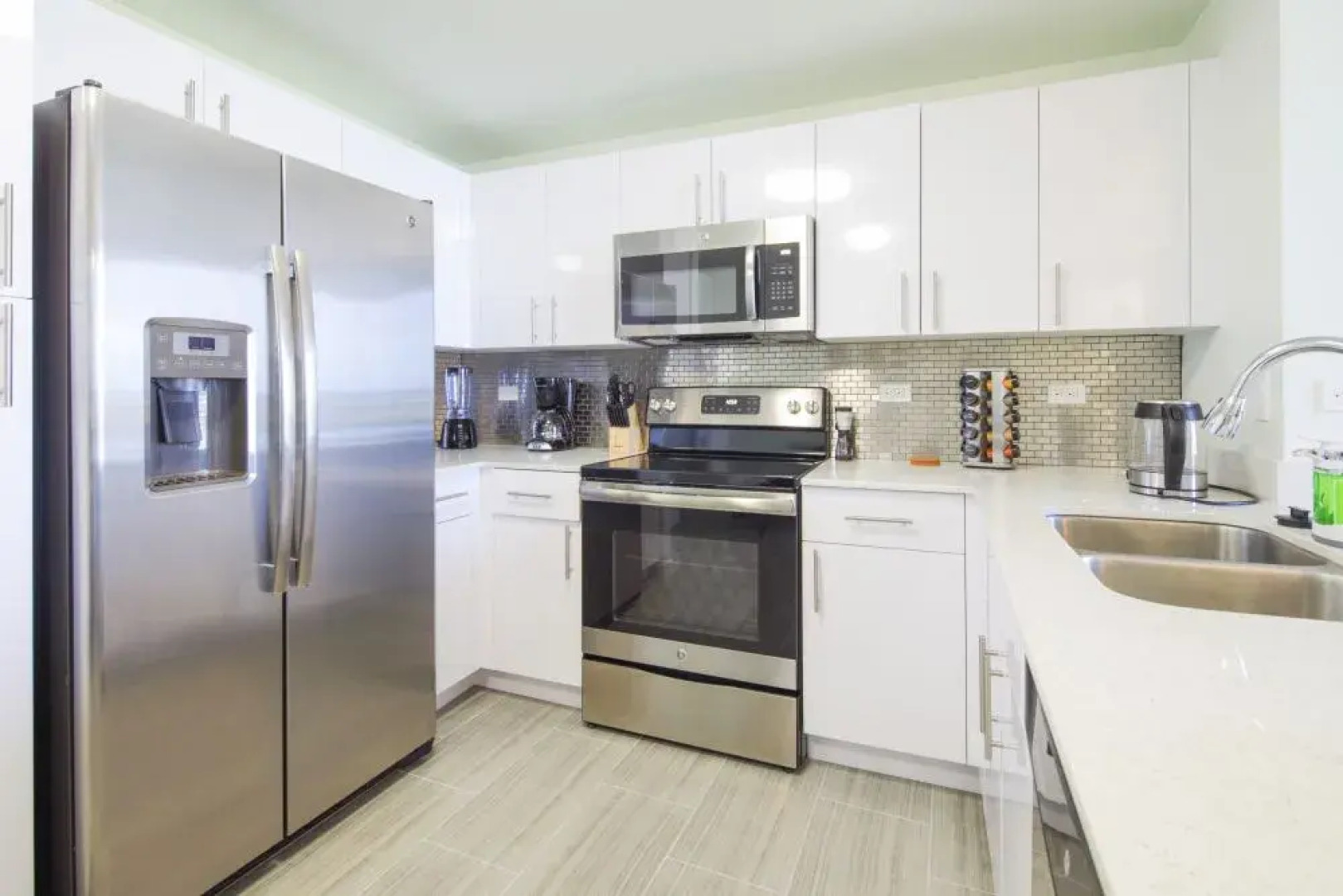 Апарт-Отель Hollywood Beach Luxury Residences