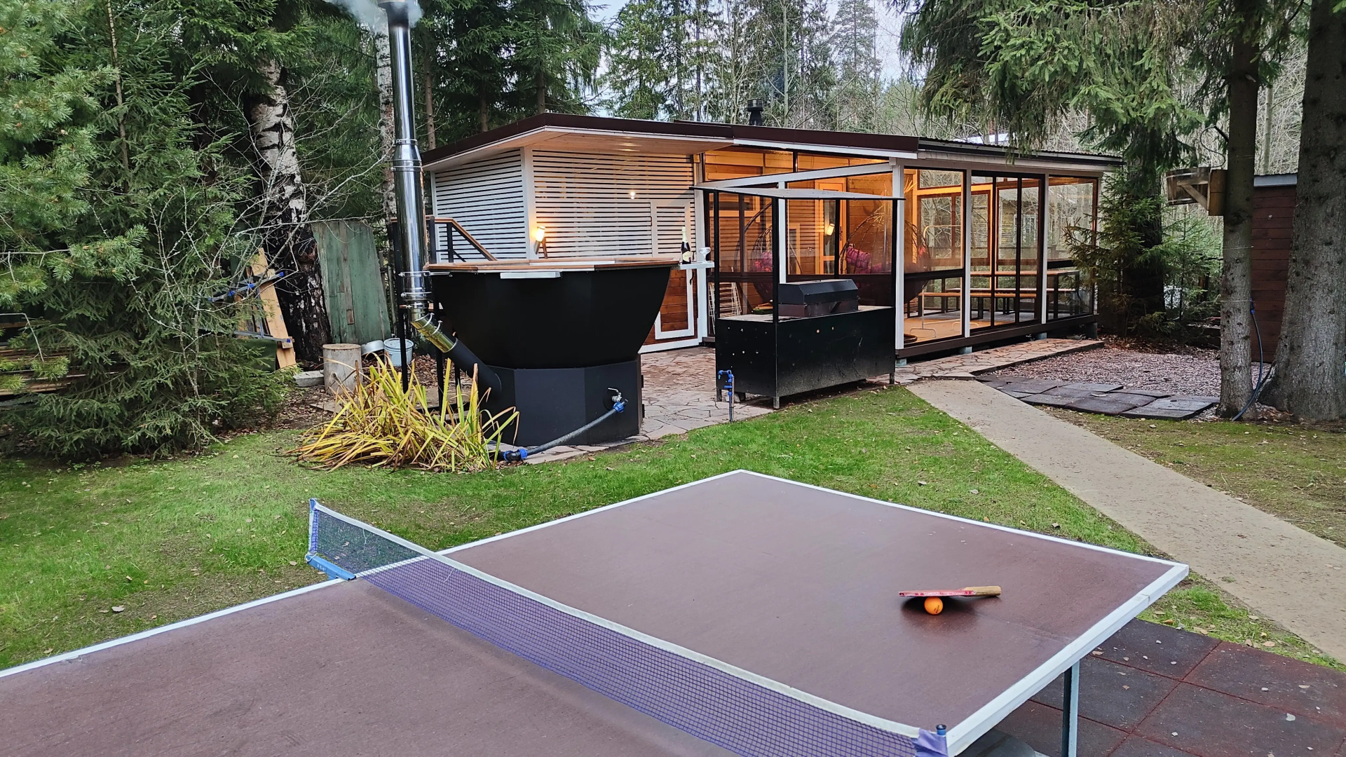 Частный дом Lux 130 кв.м в сосновом лесу на берегу озера в Рощино