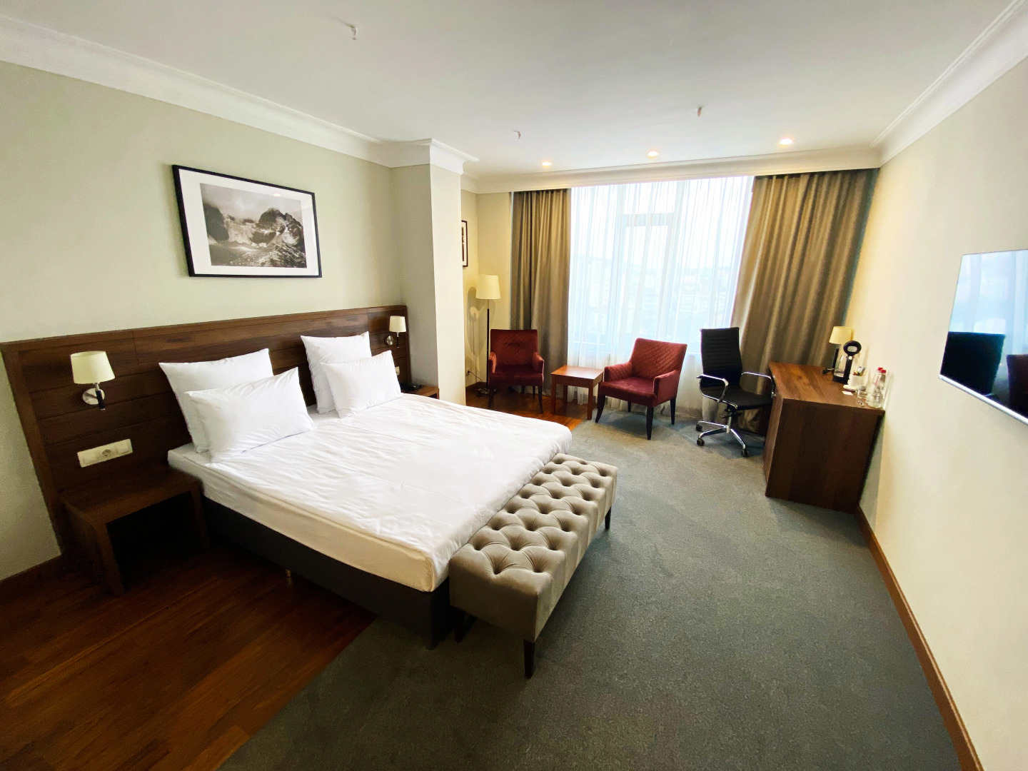 Отель Монто