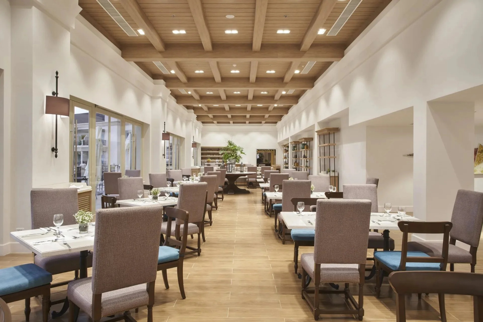 Отель Twin Lakes Hotel Tagaytay