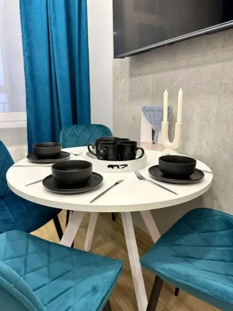 Апартаменты Комфортная возле МВДЦ Сибирь 1