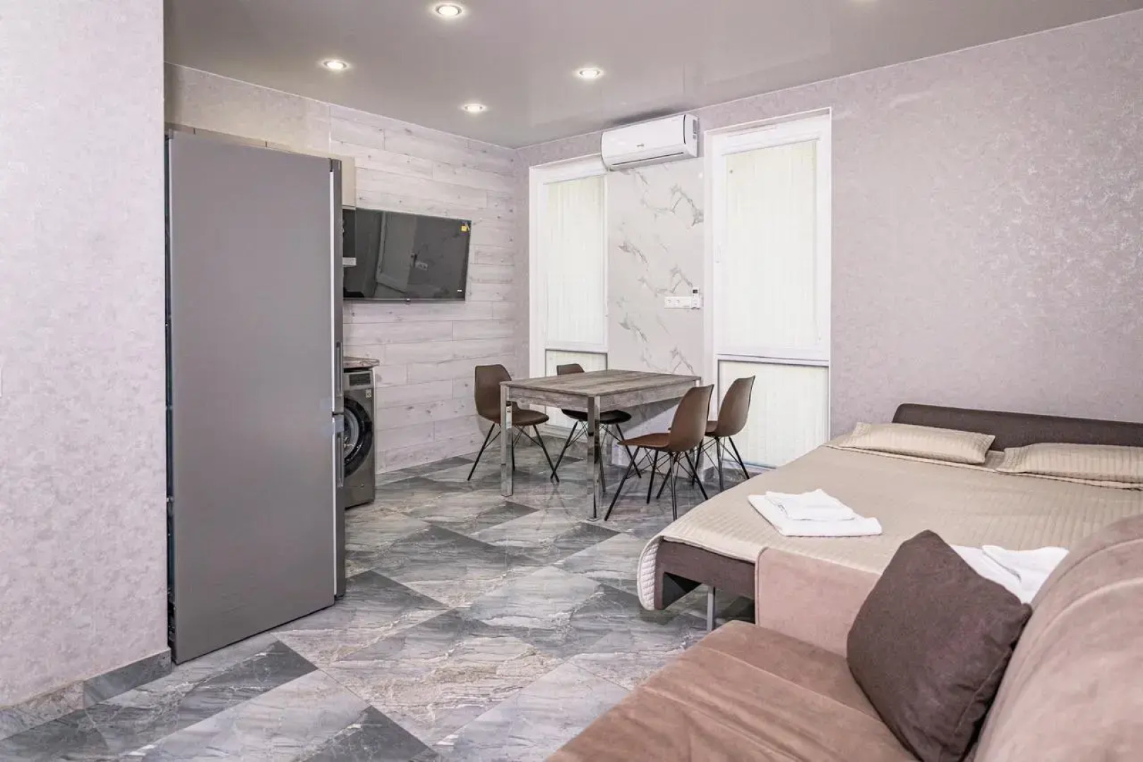 Апартаменты Студия Ленина 298В