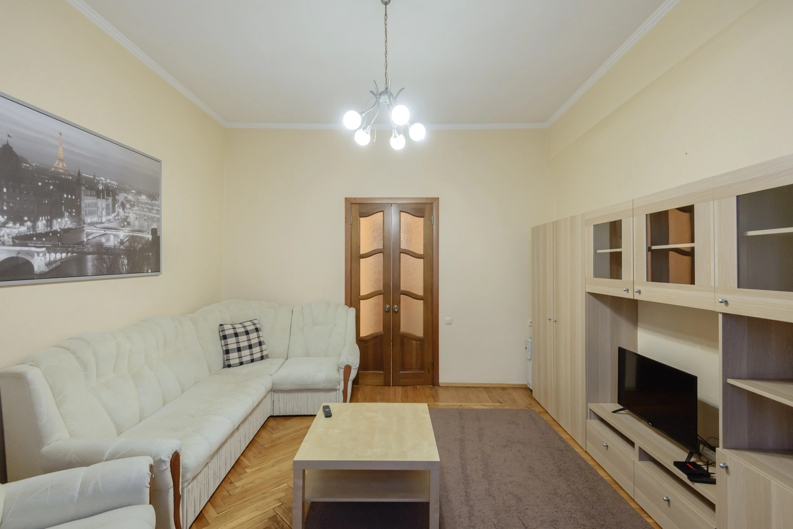 Апартаменты Просторная Уютная 2-Комнатная Квартира в Центре Ростова-на-Дону