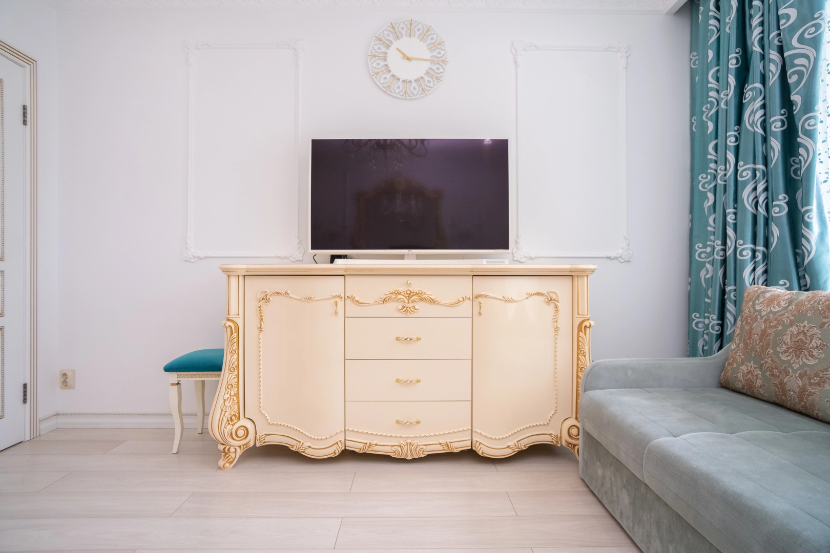 Marisol Rose Квартира в классическом стиле в центре Сочи