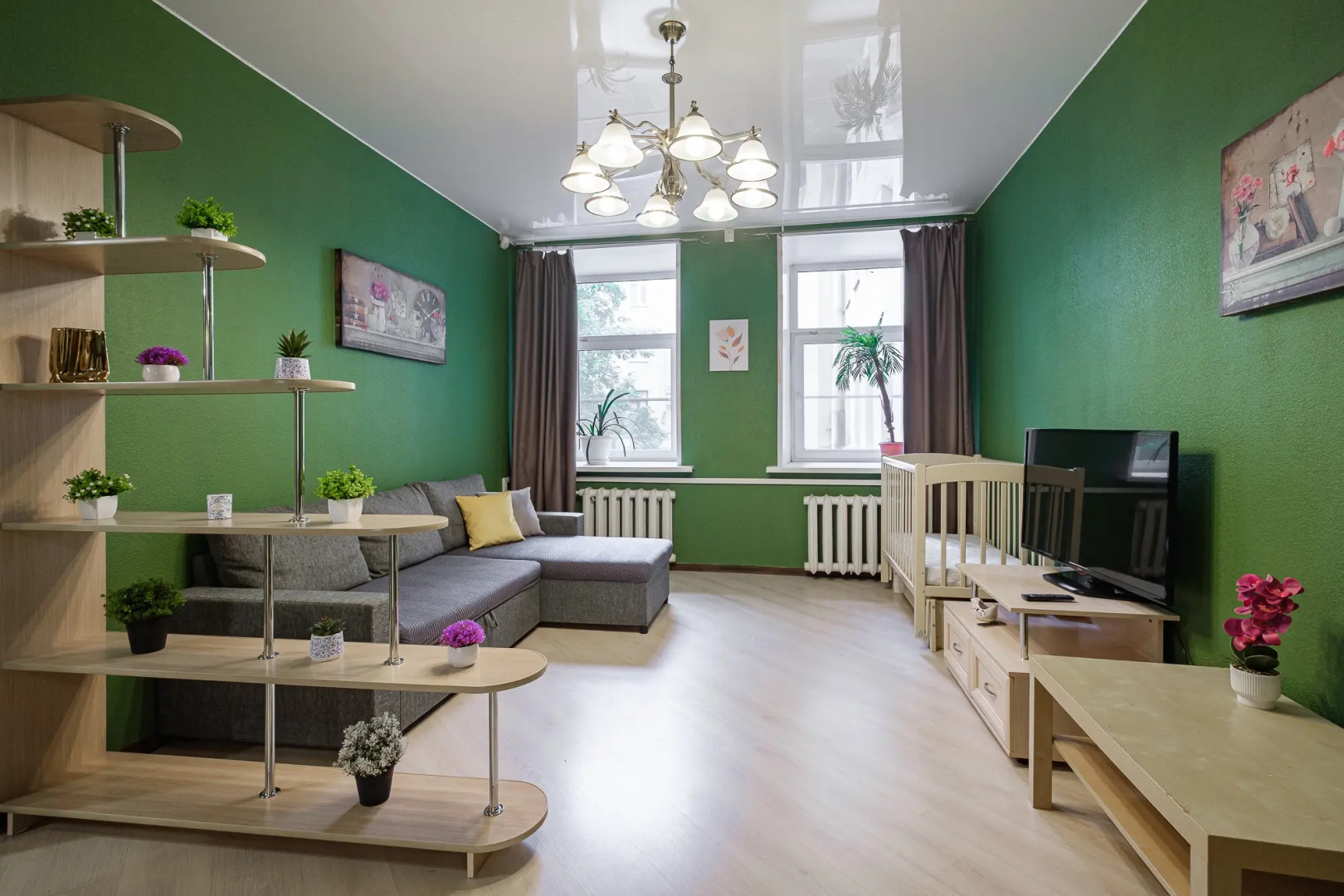 Апартаменты Две Спальни и Гостиная у Московского Вокзала для 8 Гостей