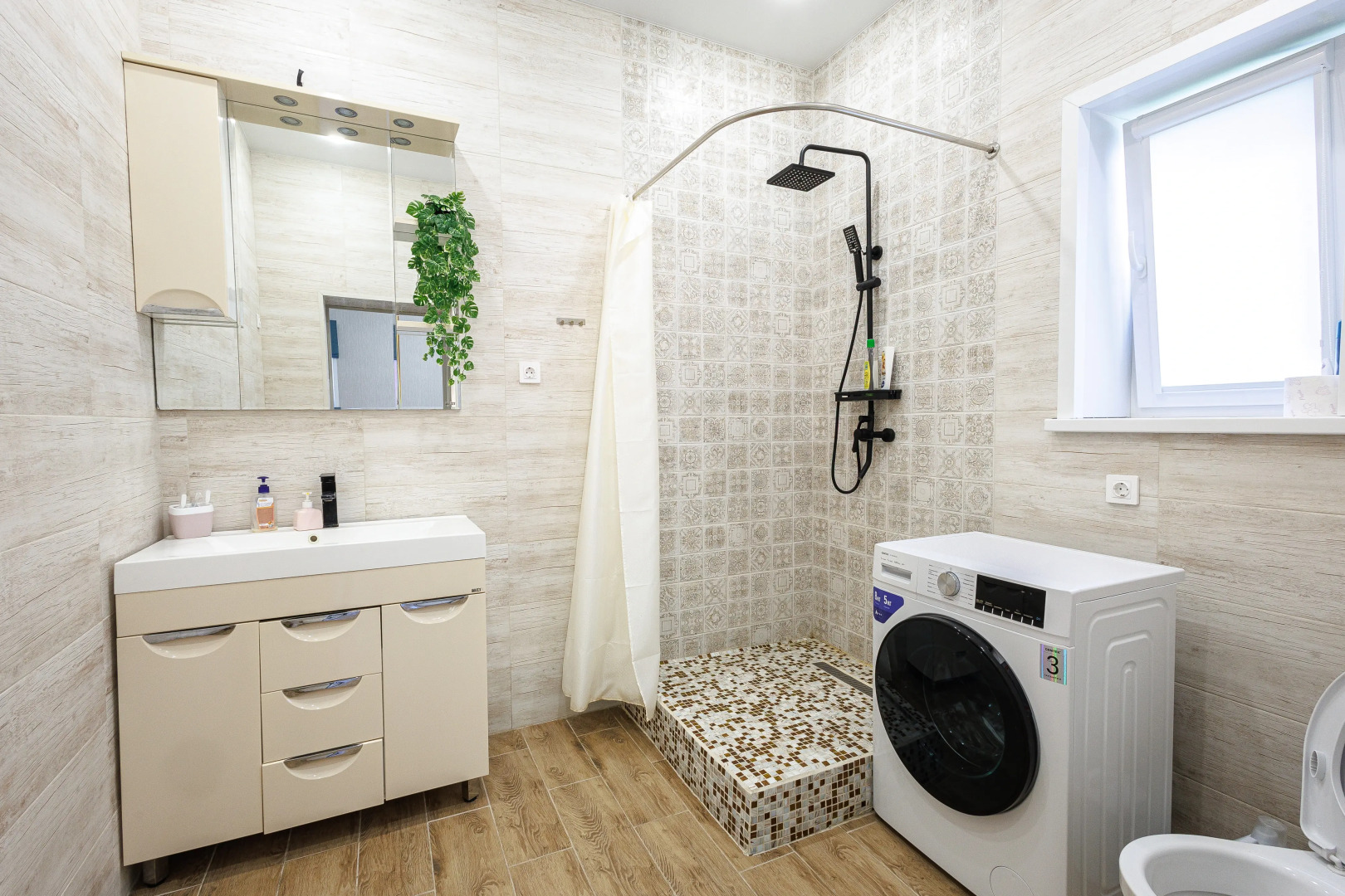 Частный дом Дом с 2-мя спальнями у дубового леса