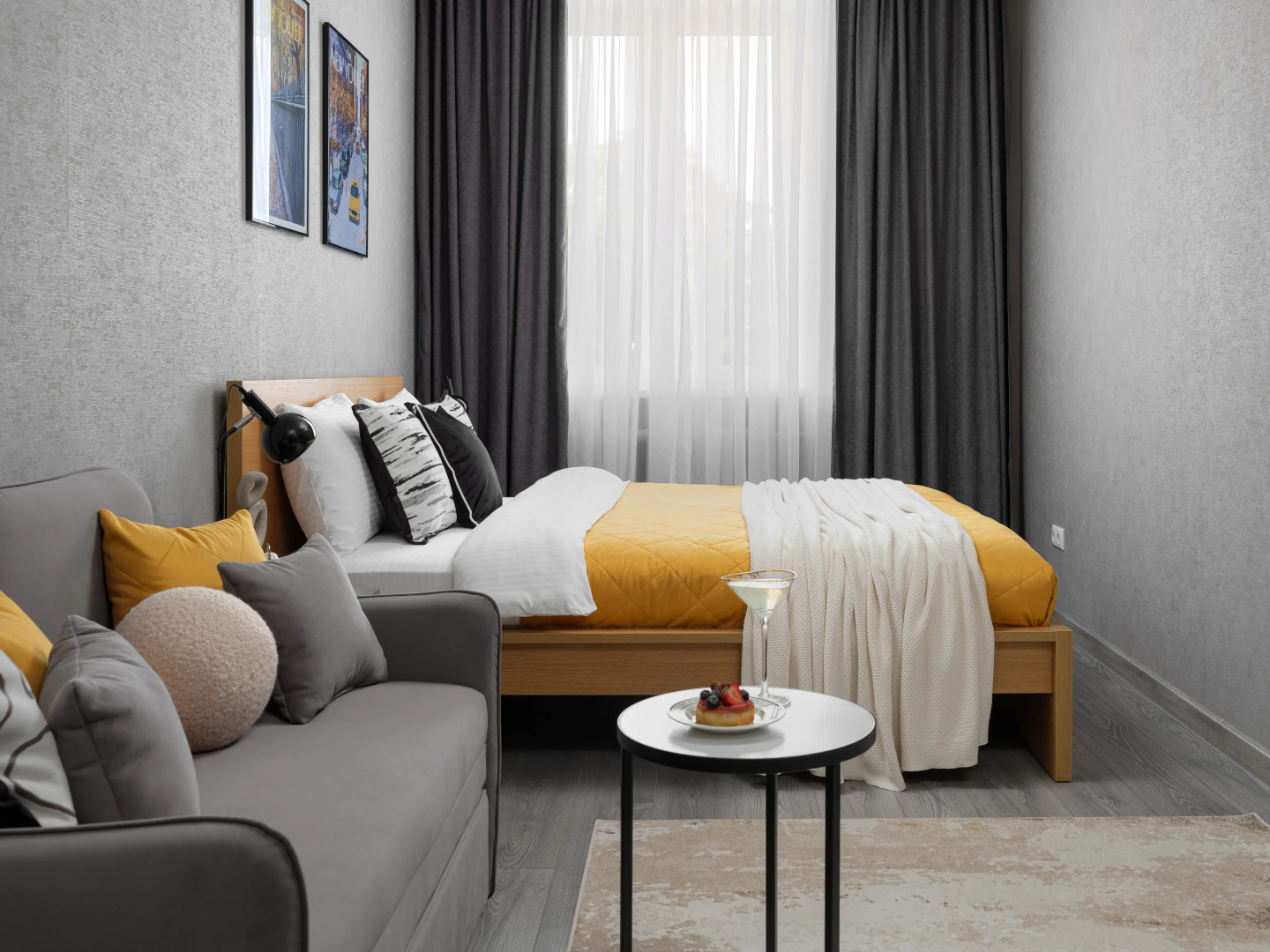 Квартира GM Apartments с видом на Набережную и Котельническую высотку