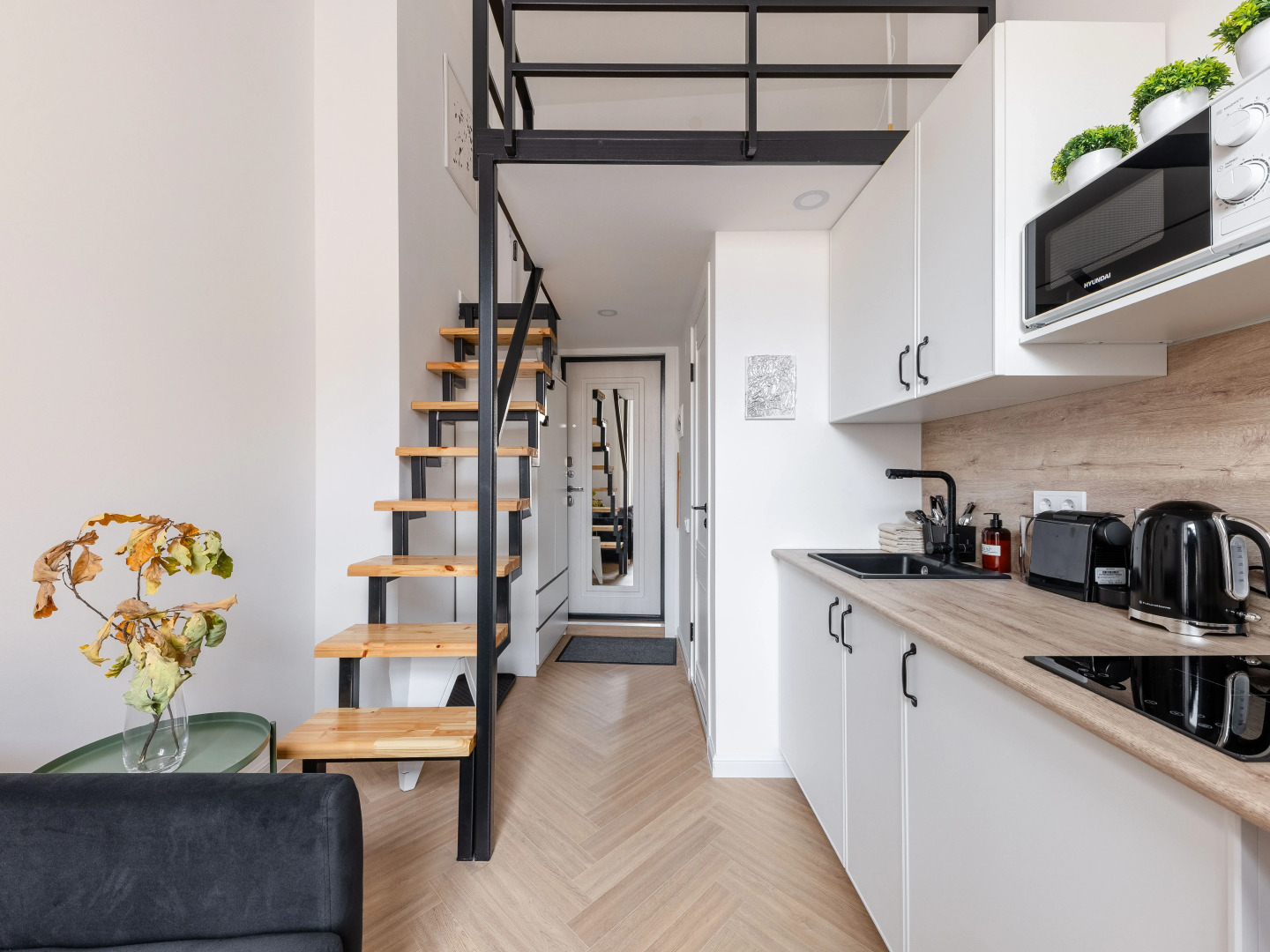 Квартира Светлая студия на Петроградской стороне