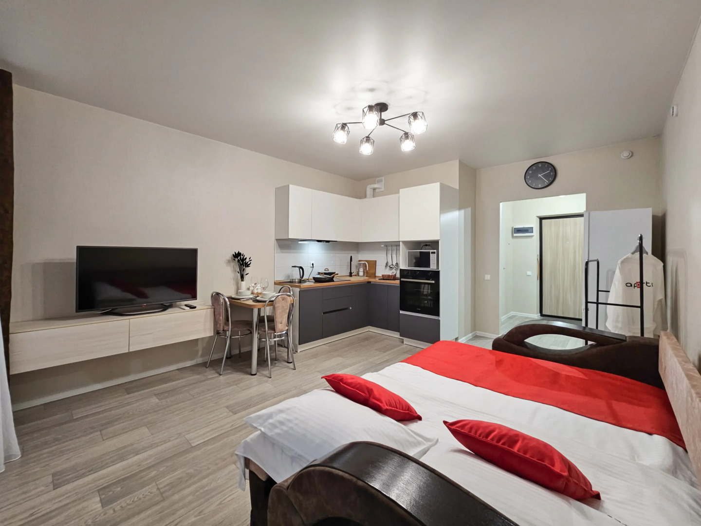 Квартира Уютная студия в тихом участке города