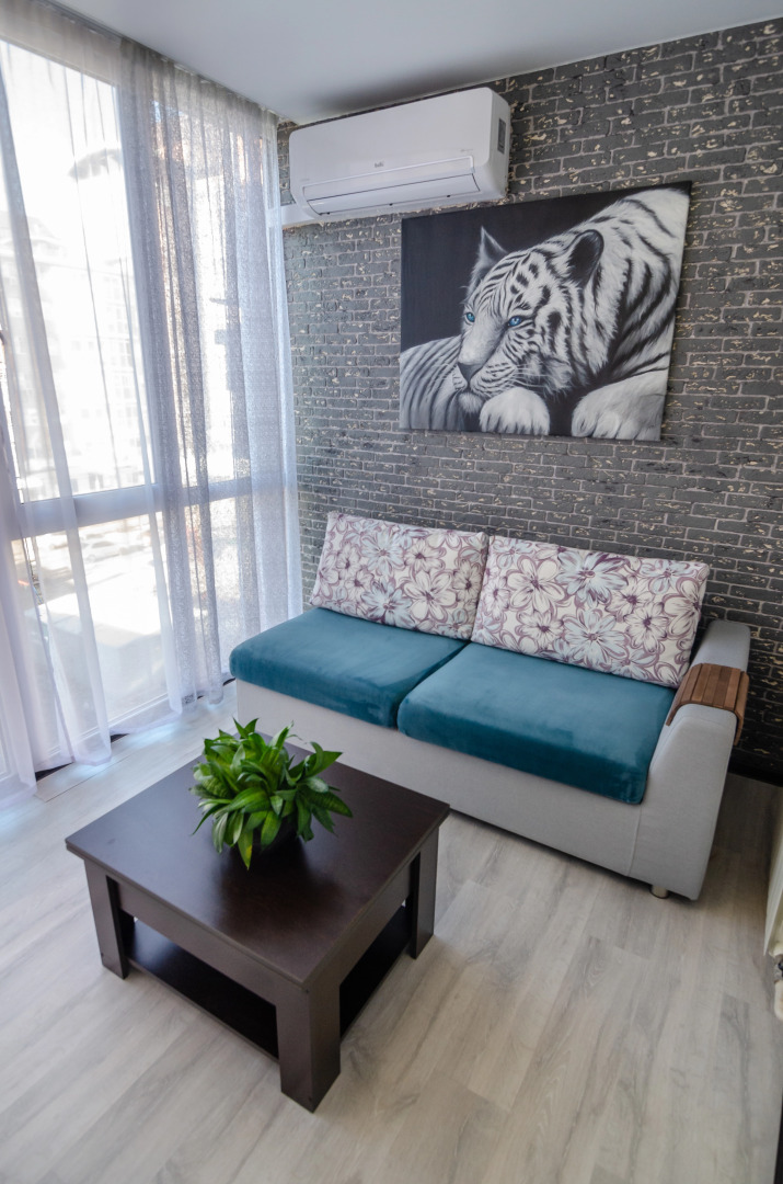 Апартаменты Красный Квадрат на Набережной