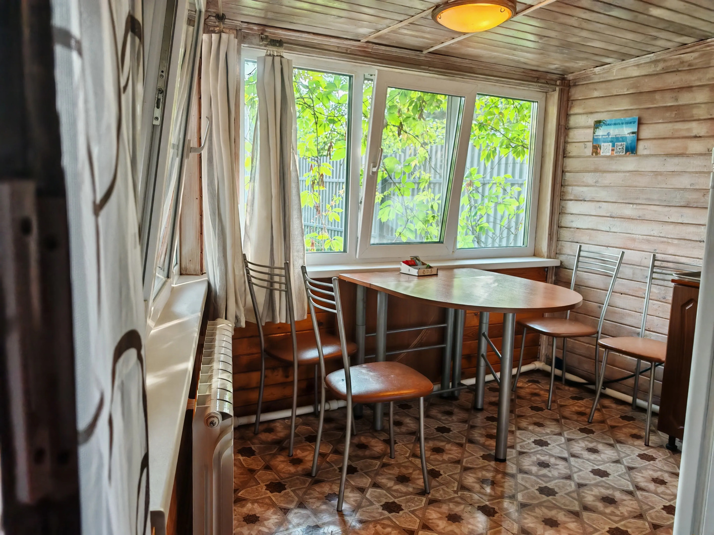 Частный дом на берегу озера Волго-Селигер