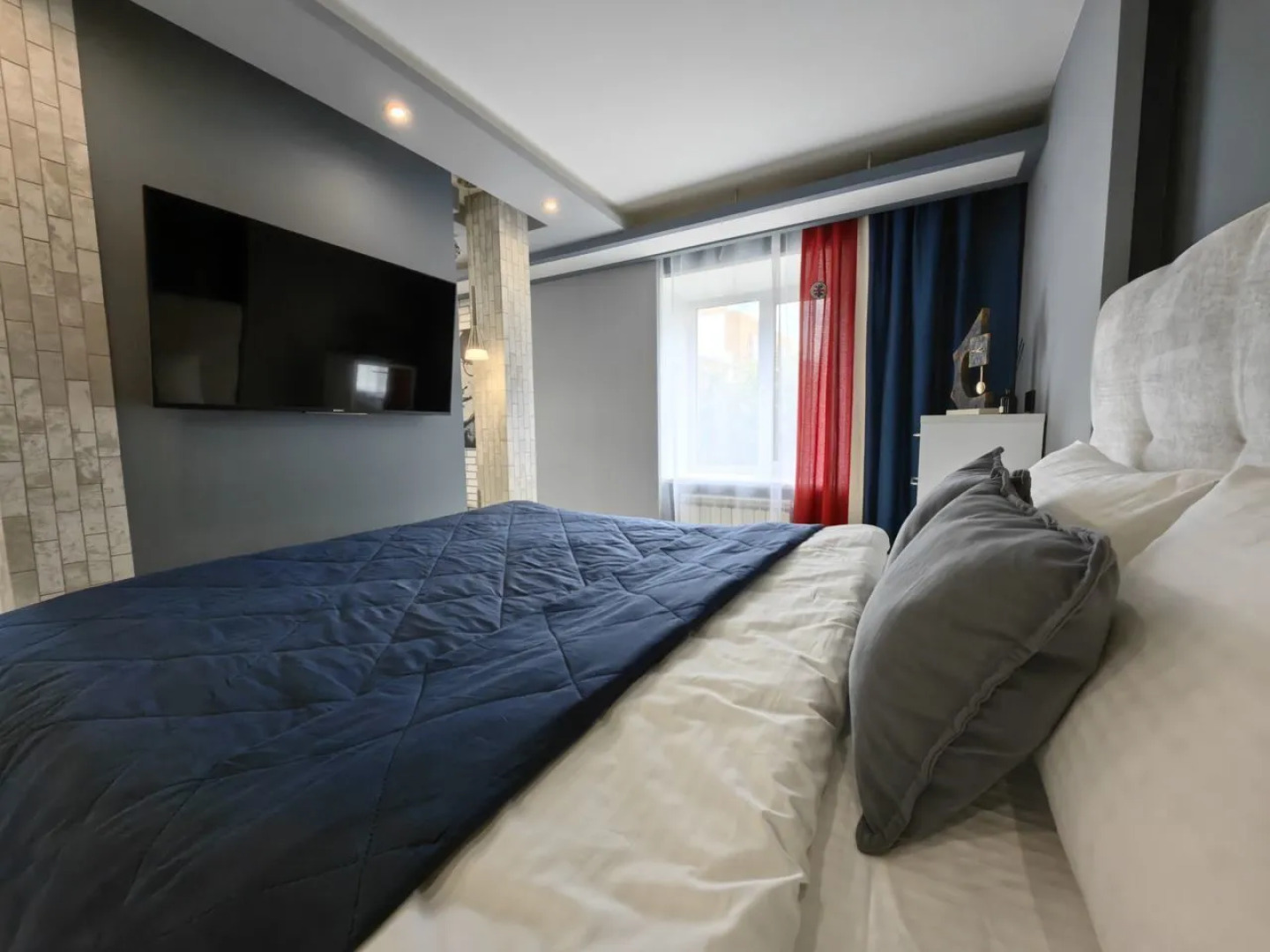 Квартира HOME на проспекте имени Газеты Красноярский Рабочий 83