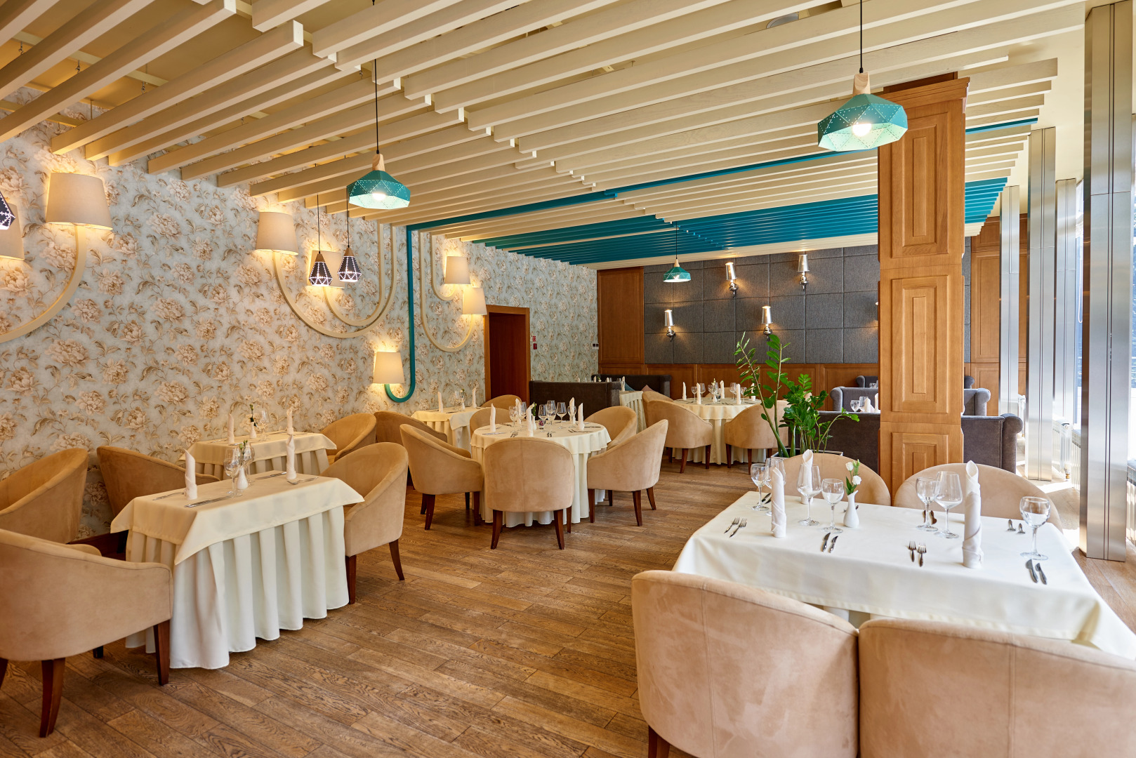 Отель Восток