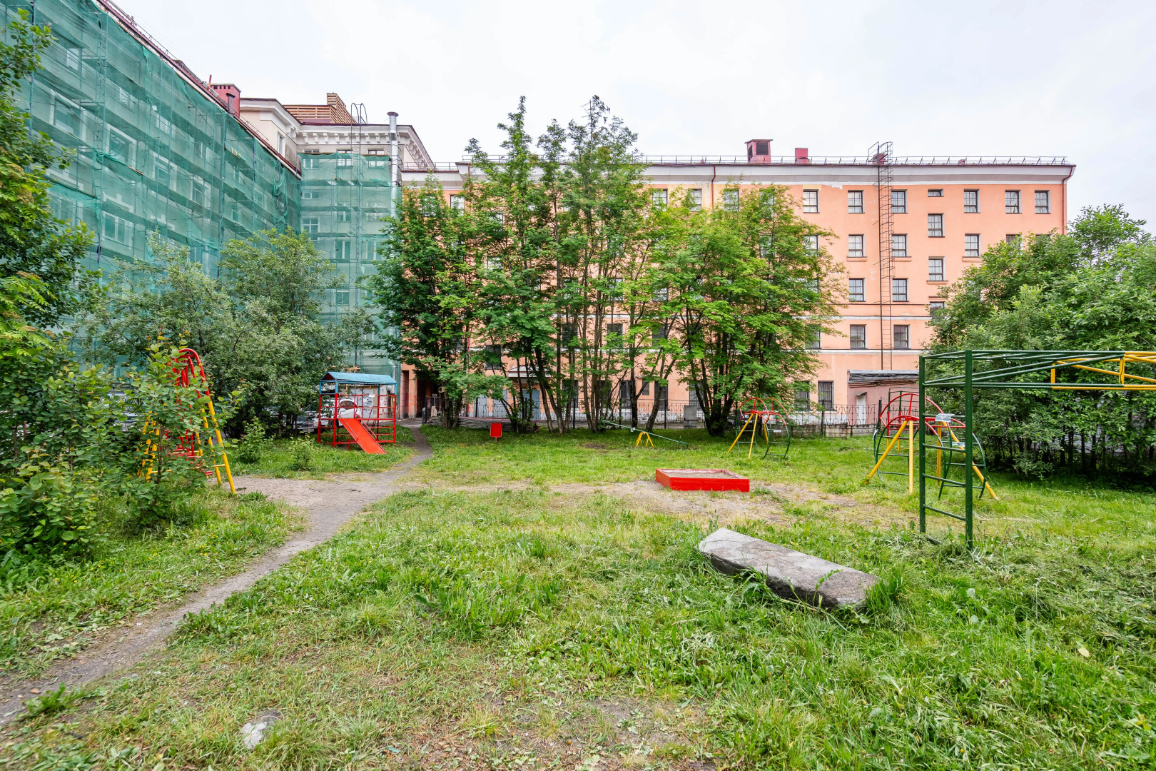 Апартаменты Lenina 80 Scandi