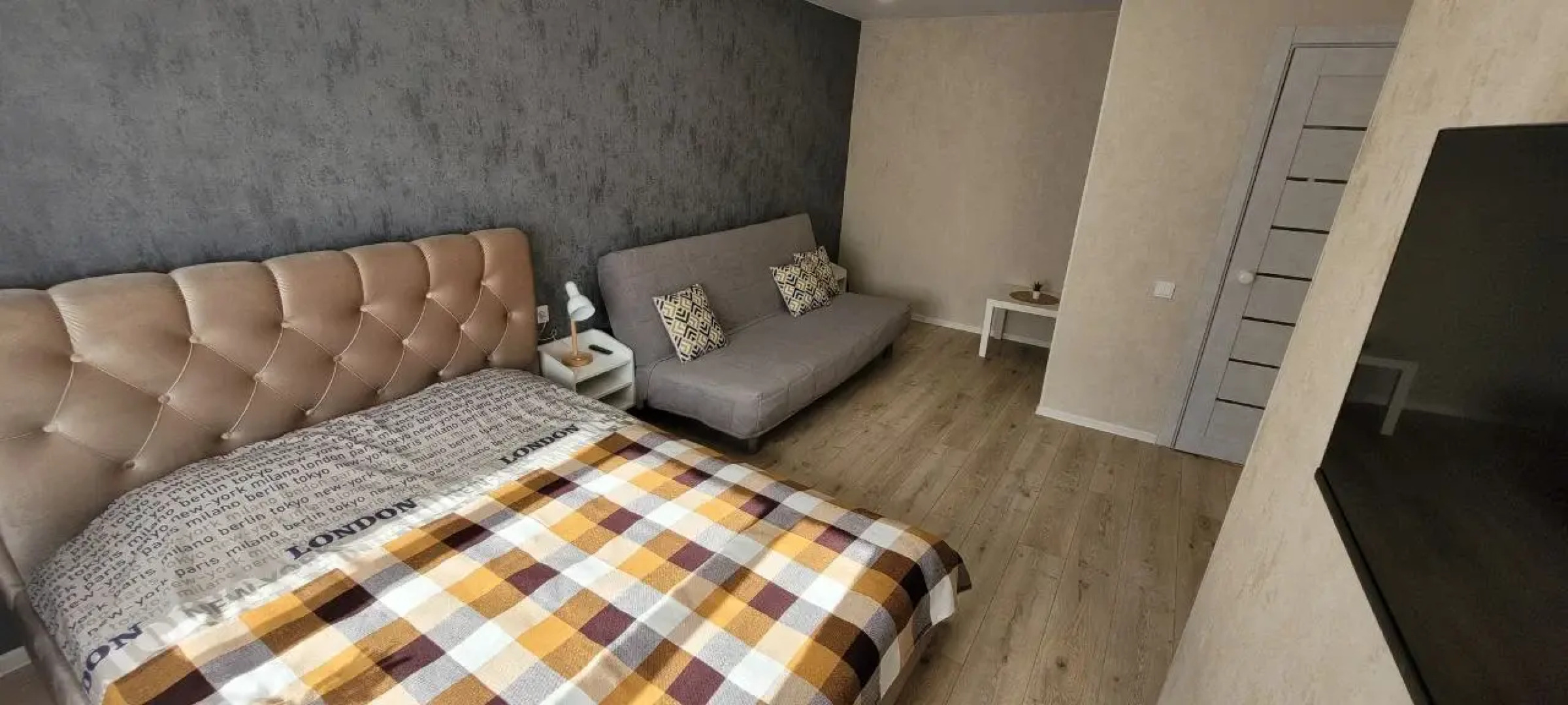 Апартаменты Ленина 9