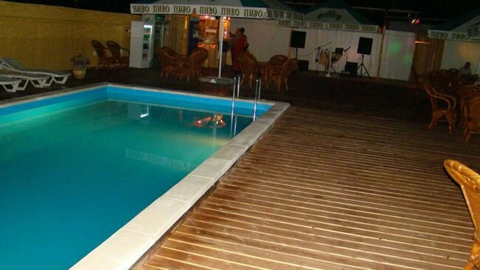 Отель Crystal Apart