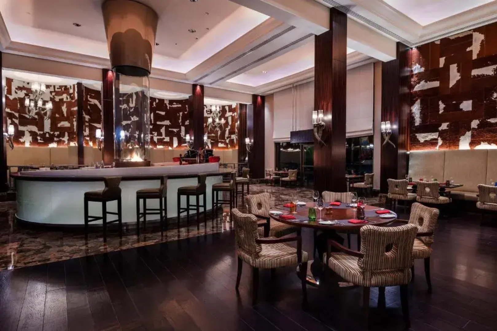 Отель Sheraton Oman