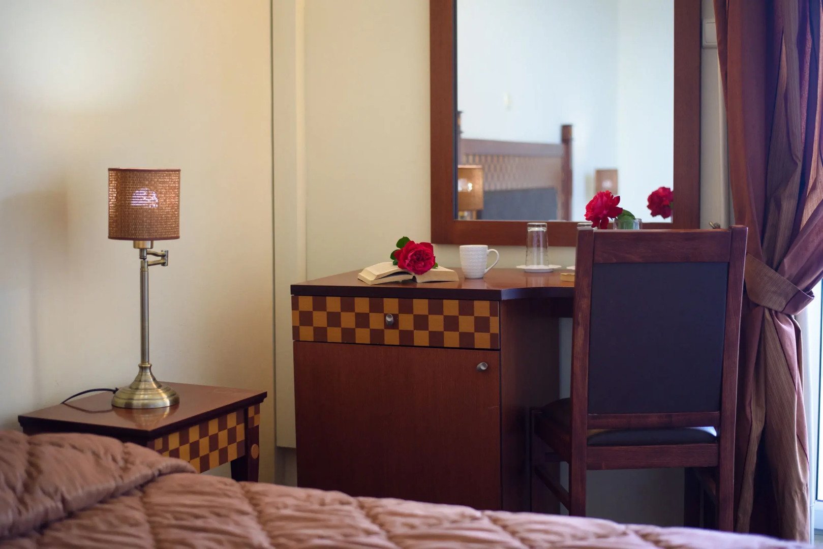 Отель Pontikonisi