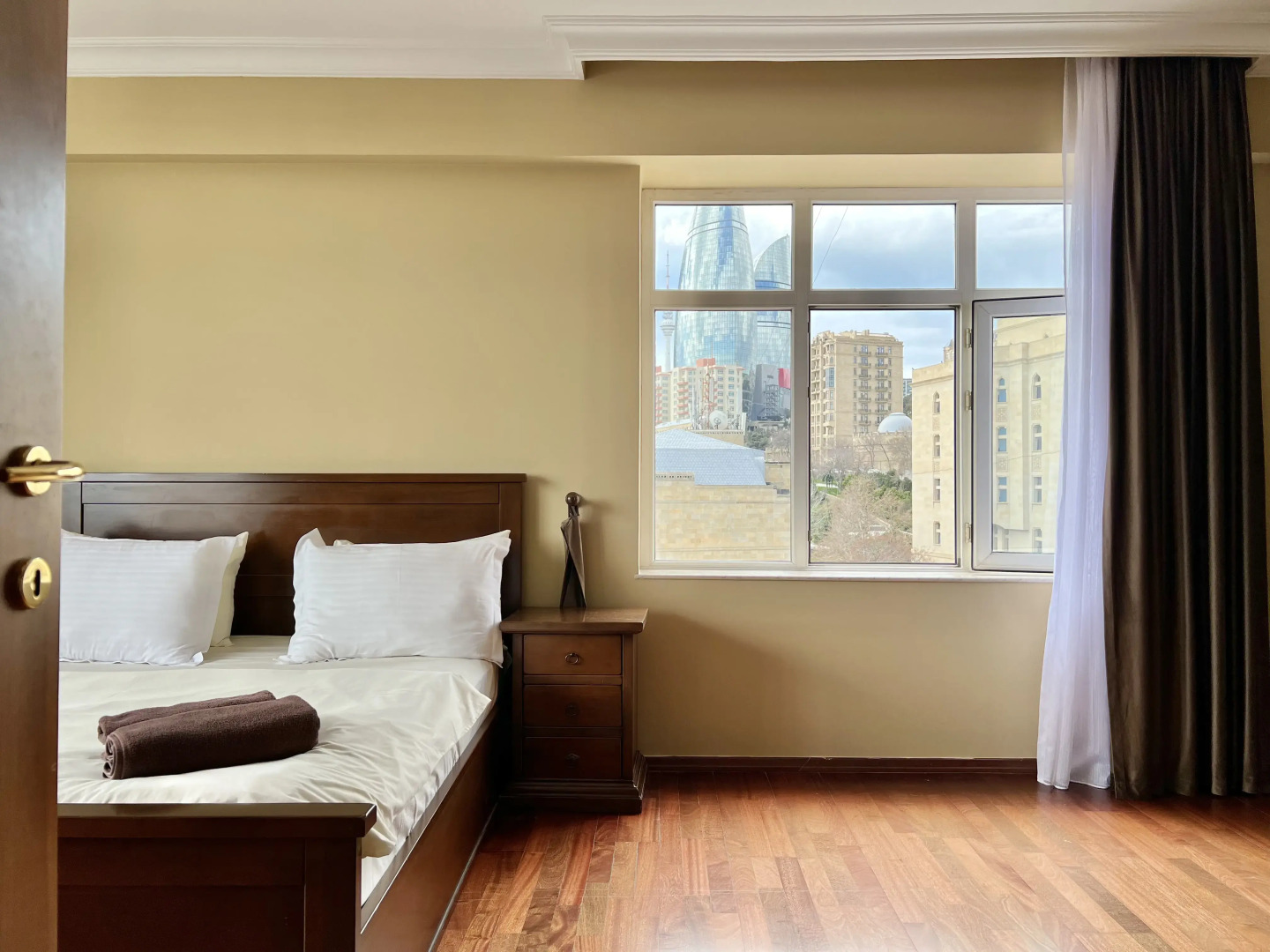 Апартаменты Sea View Central Apartment