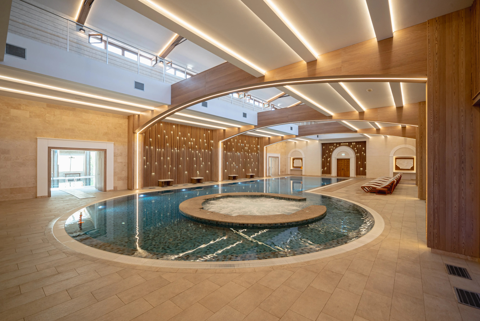 Отель Крымский Бриз Hotel & Villas