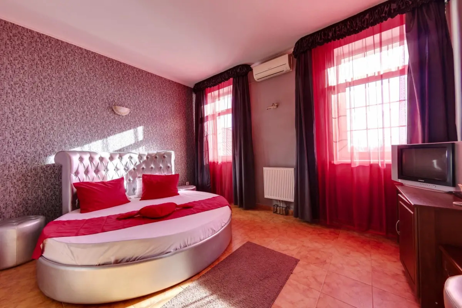 Отель Мартон Пашковский