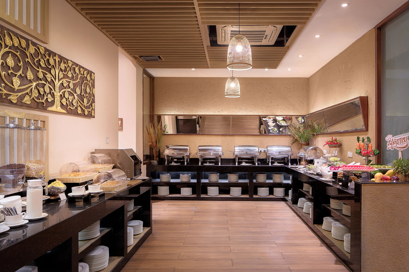 Отель G Mekong Hotel Phnom Penh