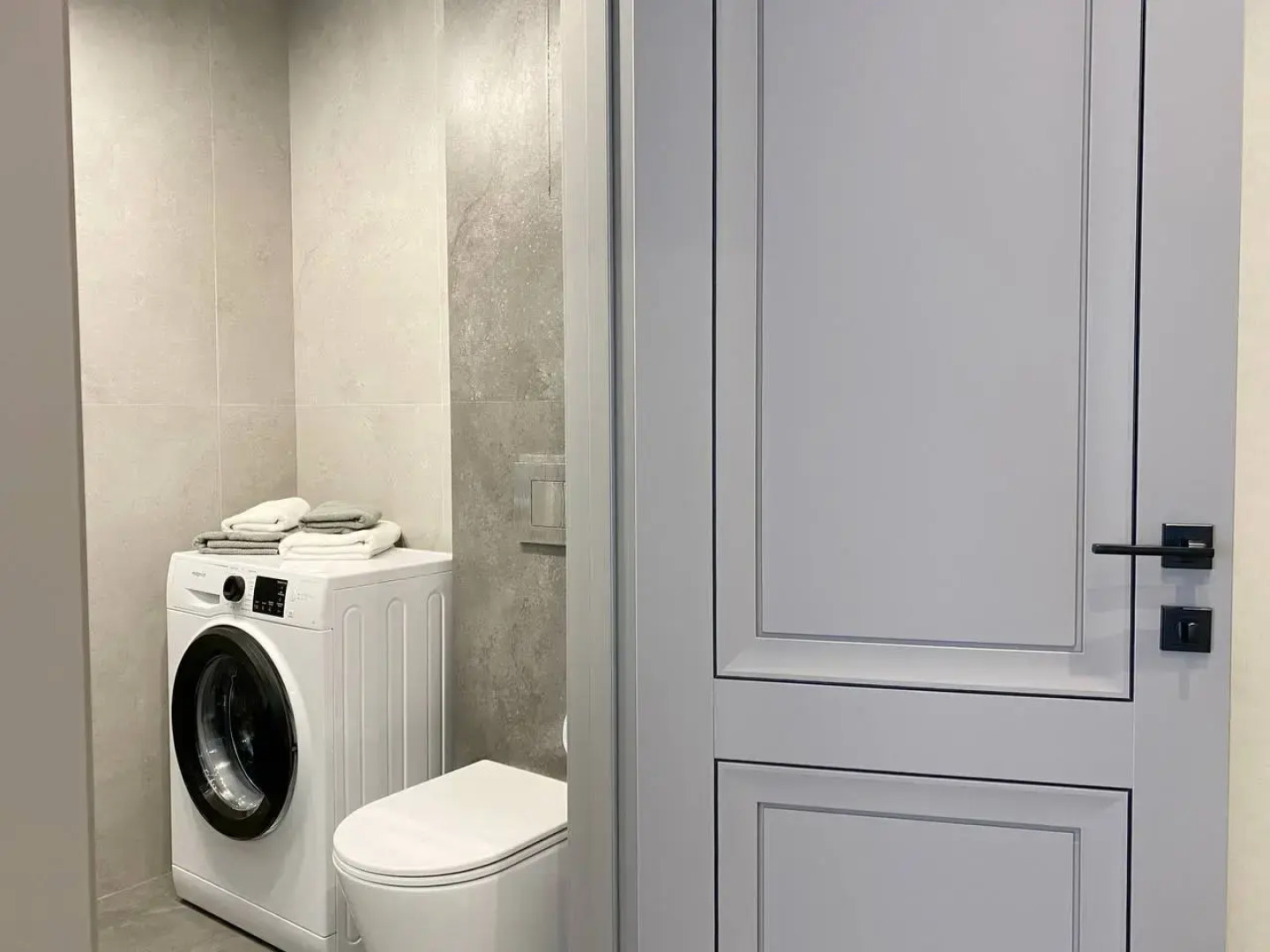 Квартира Стильная Двухкомнатная с Видом на Море во Владивостоке