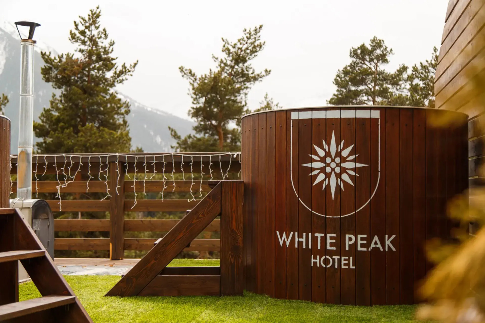 Отель White Peak