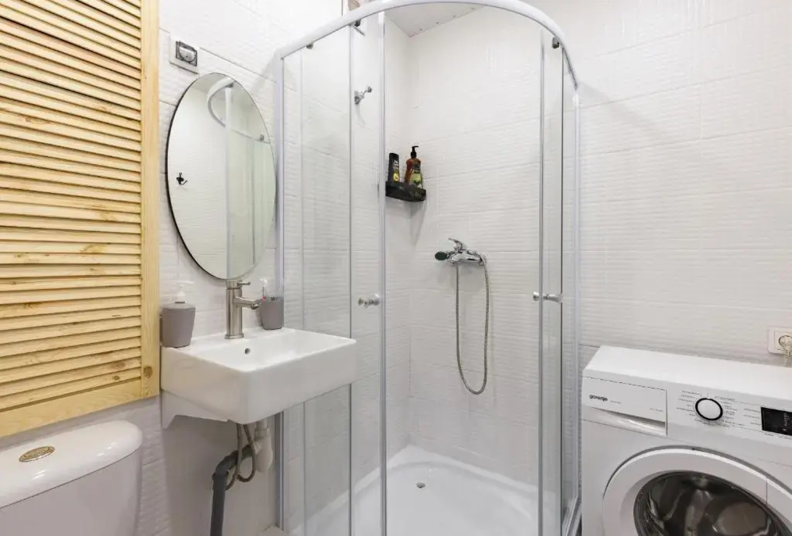 Tolstoy Mira Apartments