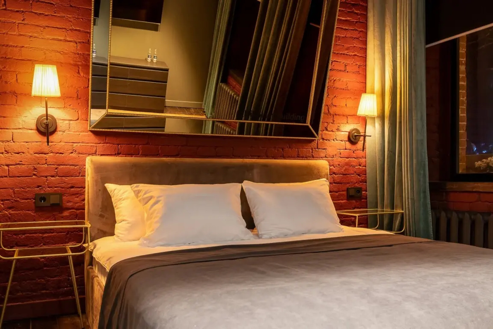 Апартаменты Room в Nikolaev Building