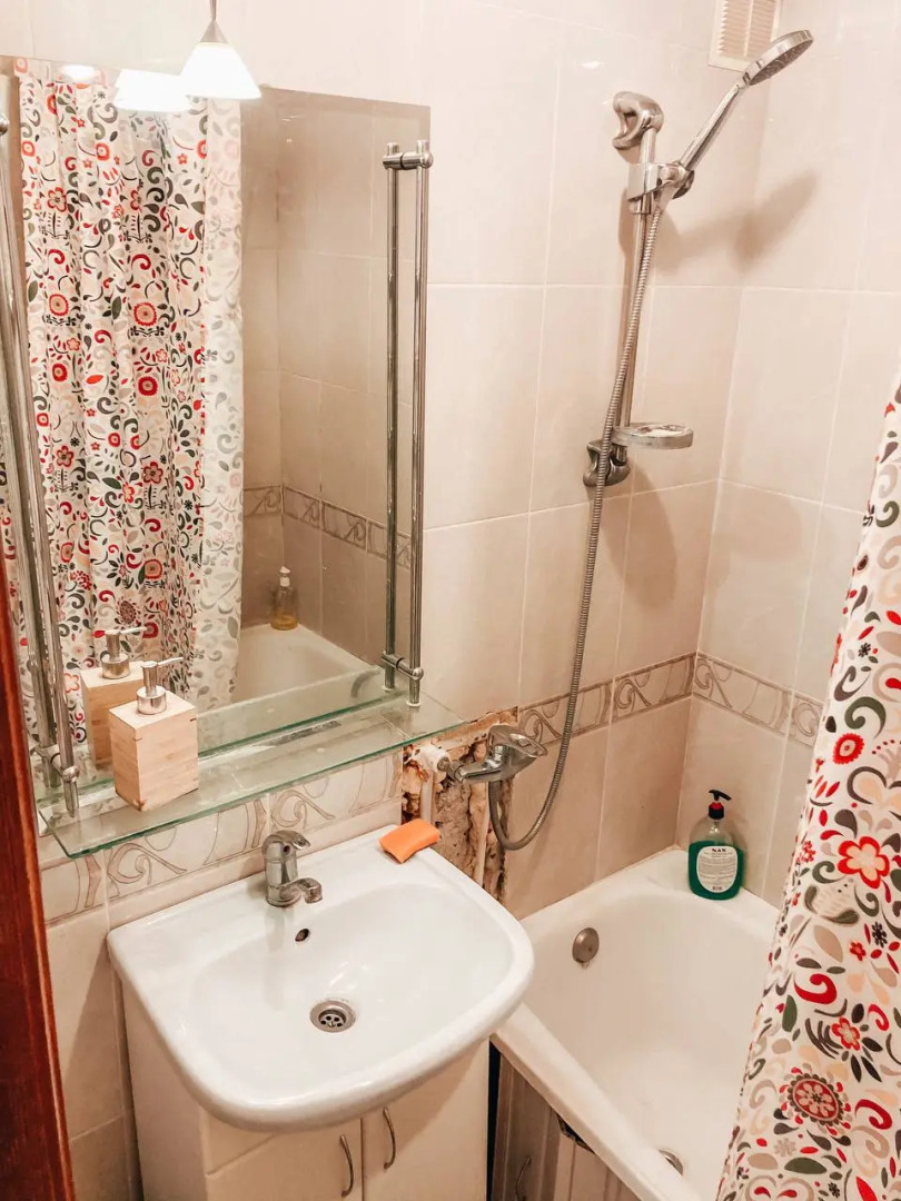 Апартаменты Четырехкомнатная Квартира на Первомайской