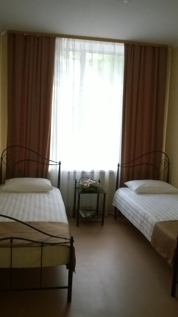 Отель Золотая Лилия