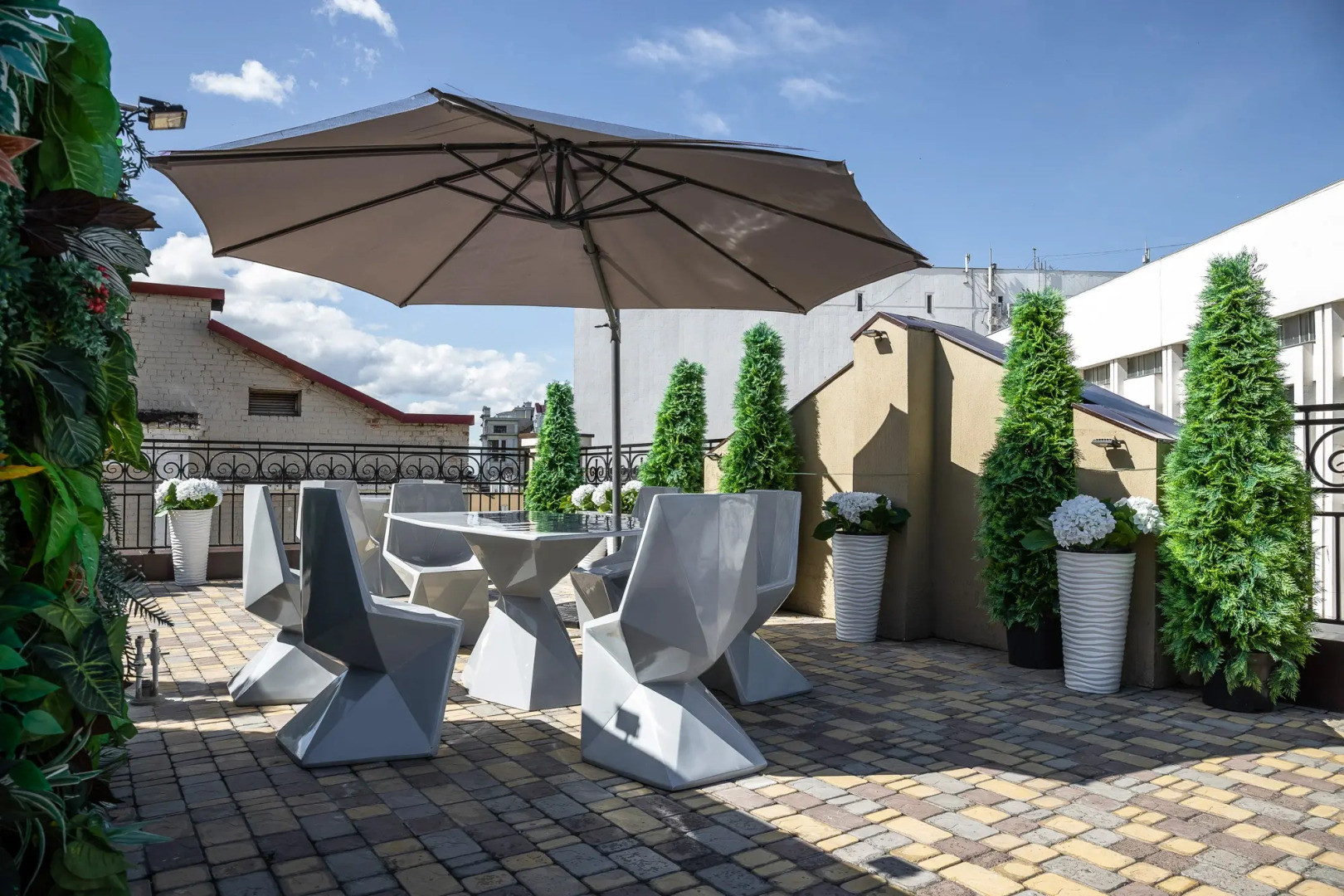 Апарт-отель Intermark Residence