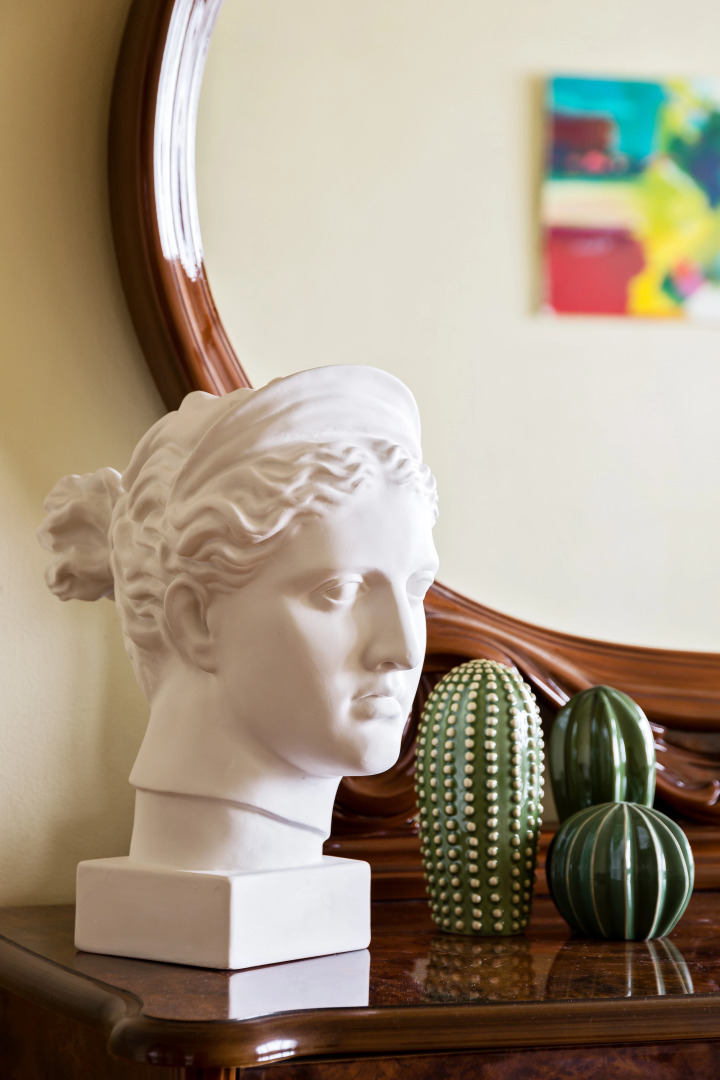 Great view on Kremlin 2 rooms apartment 23 floor